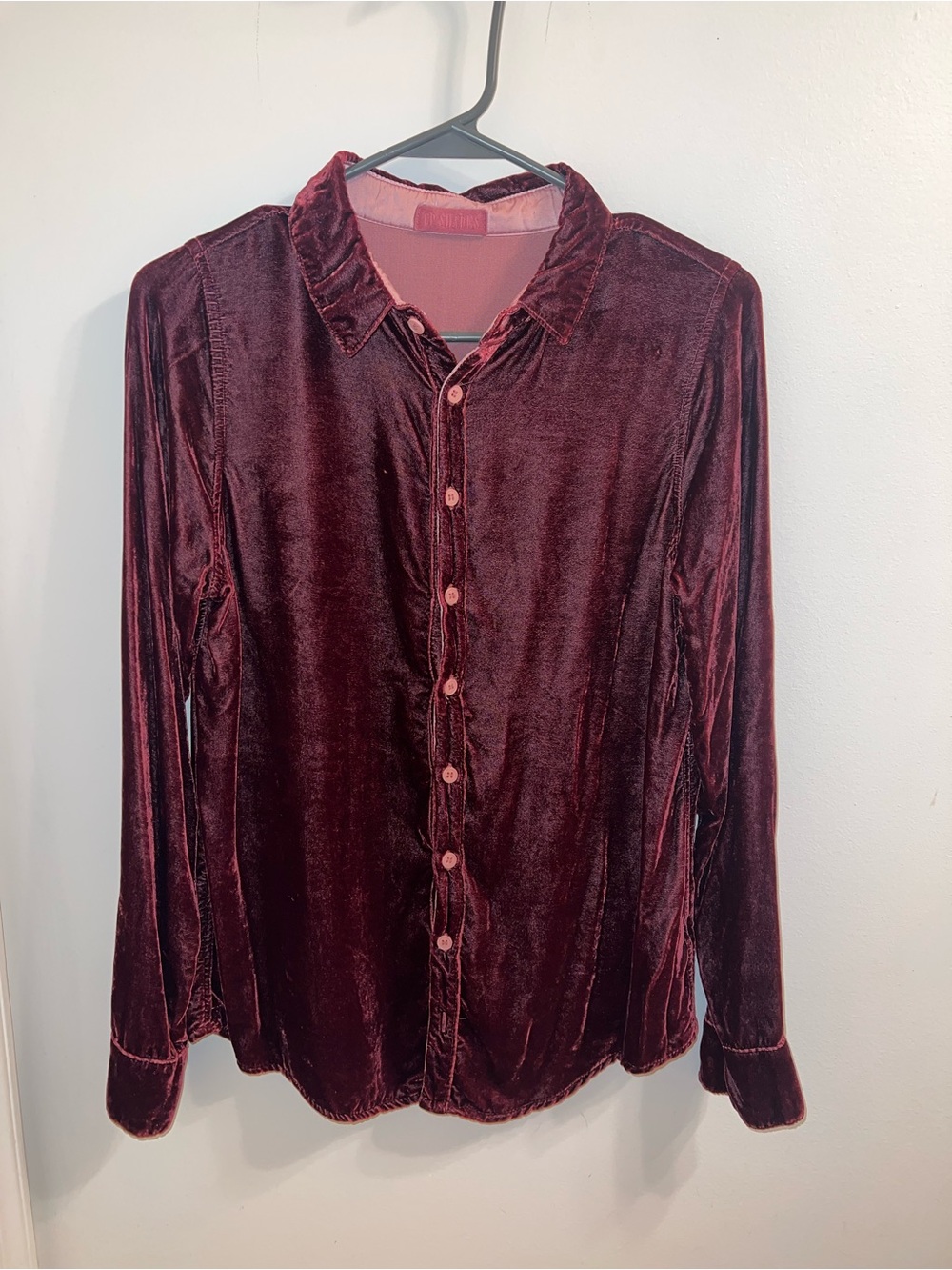 CP Shades Burgundy Velvet Silk Botton Down Long Sleeve Top Size XS